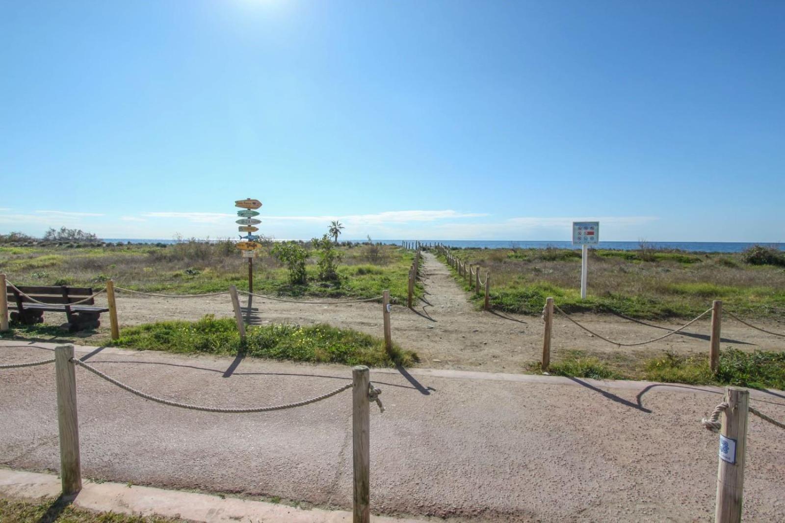 Atico Frontal Al Mar En Duna Beach Con Vistas Torrox Exterior photo